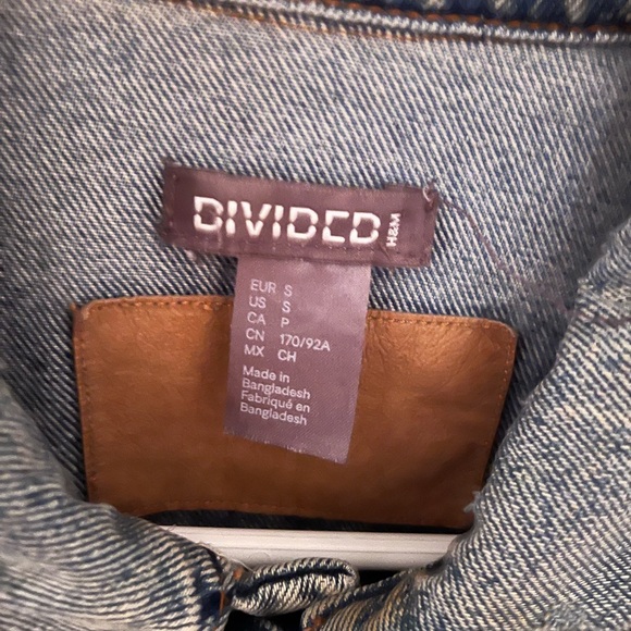 Distressed Jean jacket - Picture 3 of 3